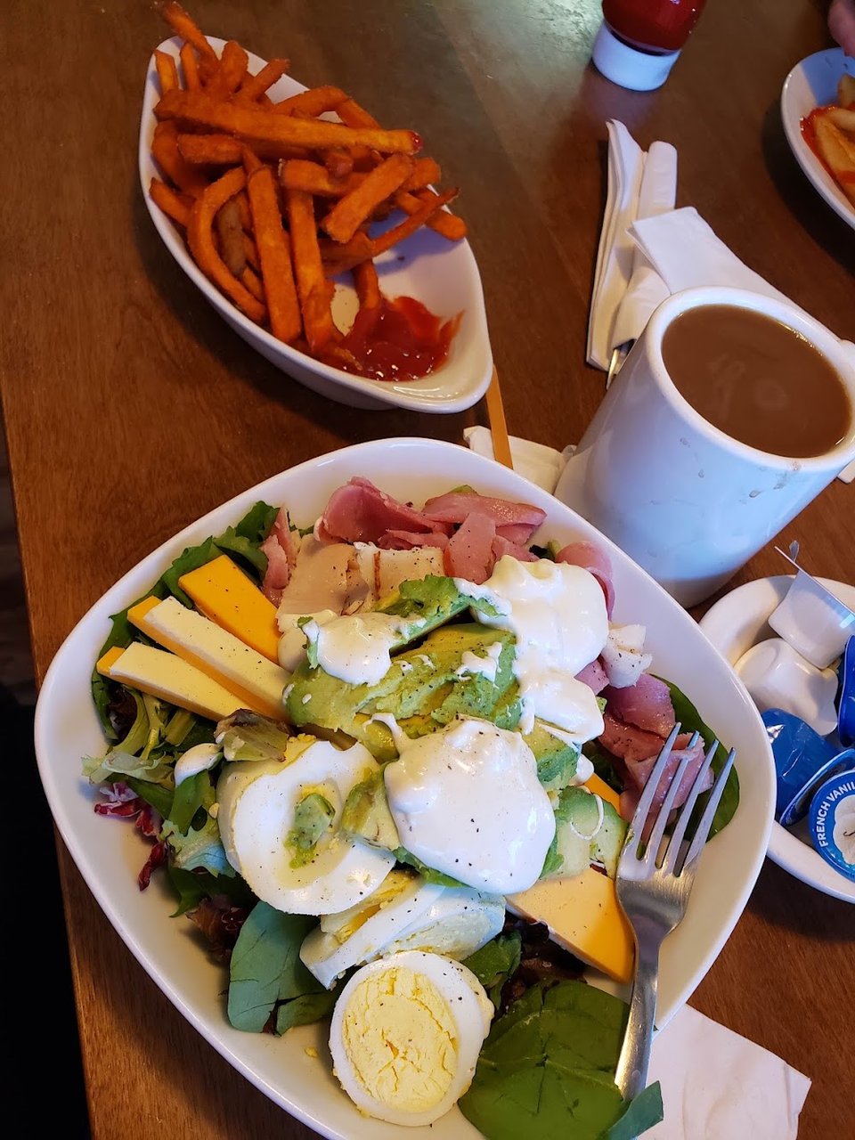 Chef Salad with Added Avocado
